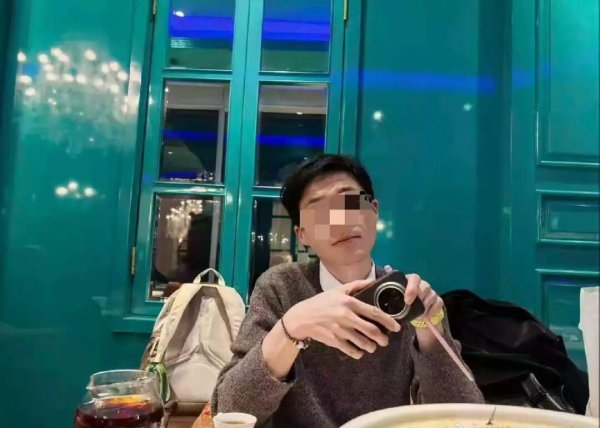 配资软件app 上海31岁男幼师溺水身亡，母亲发声：儿子不会主动去水边，事发前一日与园长谈话至午夜；当地教育局已介入